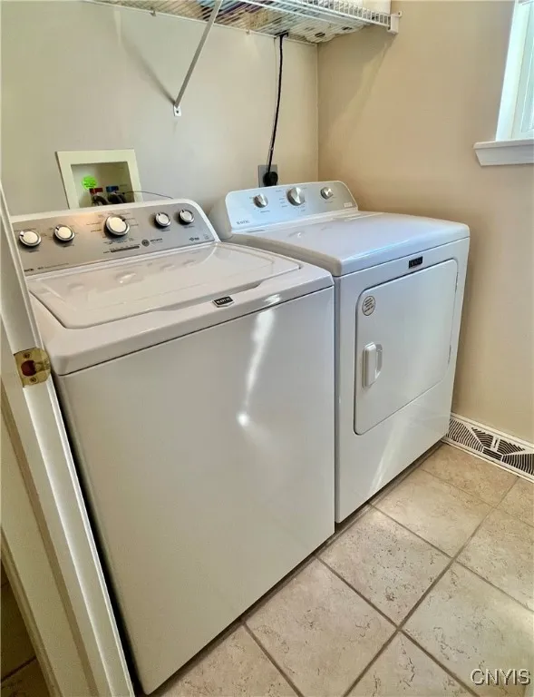 153 Timber Wolf Circle, Geddes, New York 13209, Geddes, New York 13209, 2 Bedrooms Bedrooms, 7 Rooms Rooms,2 BathroomsBathrooms,Residential,For Sale,153 Timber Wolf Circle, Geddes, New York 13209,S1622635