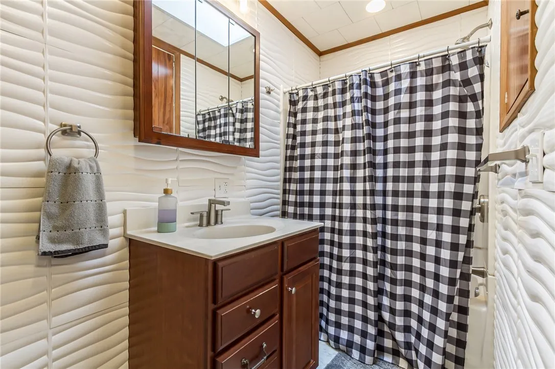 156 Davis Road, Wayland, New York 14572, Wayland, New York 14572, 3 Bedrooms Bedrooms, 5 Rooms Rooms,1 BathroomBathrooms,Residential,For Sale,156 Davis Road, Wayland, New York 14572,R1623893