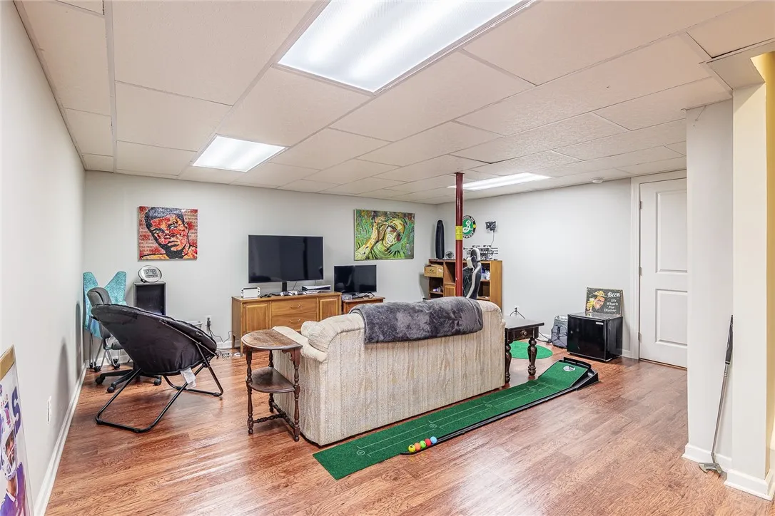 14 Wycombe Place, Greece, New York 14612, Greece, New York 14612, 3 Bedrooms Bedrooms, 7 Rooms Rooms,2 BathroomsBathrooms,Residential,For Sale,14 Wycombe Place, Greece, New York 14612,R1623662