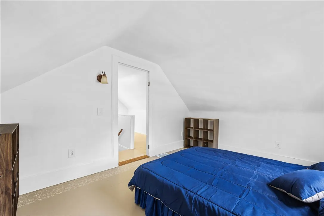 891 Whitney Road West, Perinton, New York 14450, Perinton, New York 14450, 2 Bedrooms Bedrooms, 4 Rooms Rooms,1 BathroomBathrooms,Residential,For Sale,891 Whitney Road West, Perinton, New York 14450,R1623899