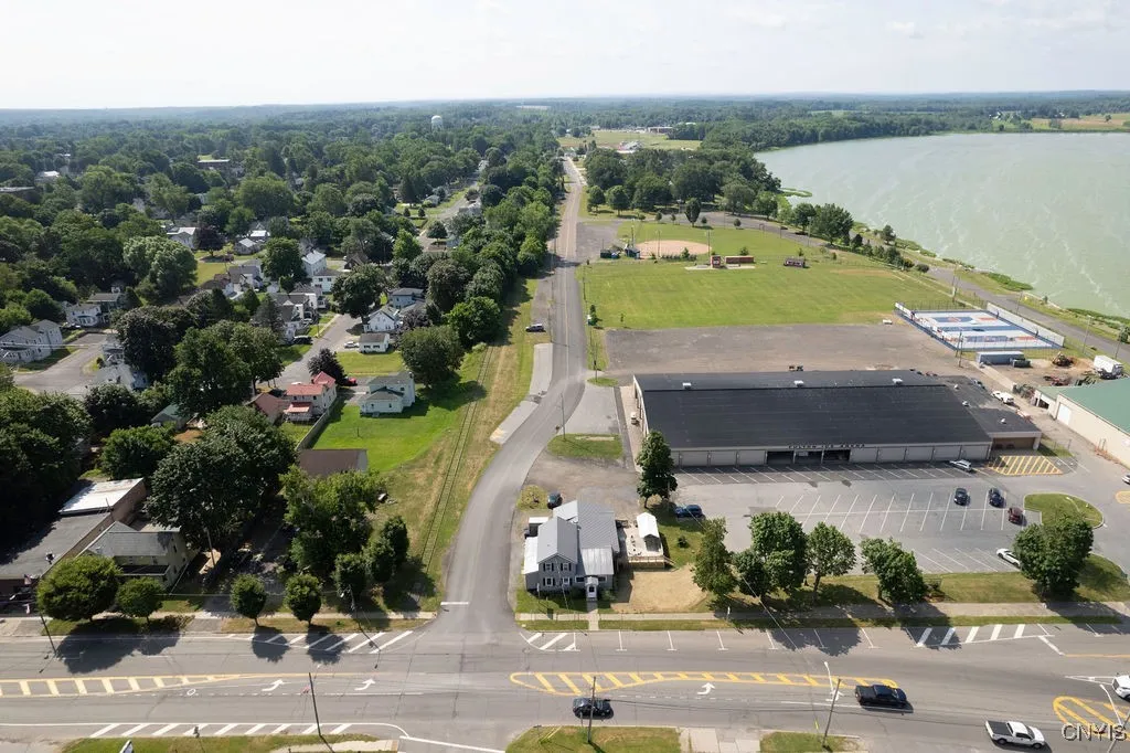 601 West Broadway, Fulton, New York 13069, Fulton, New York 13069, ,Commercial Sale,For Sale,601 West Broadway, Fulton, New York 13069,S1623403
