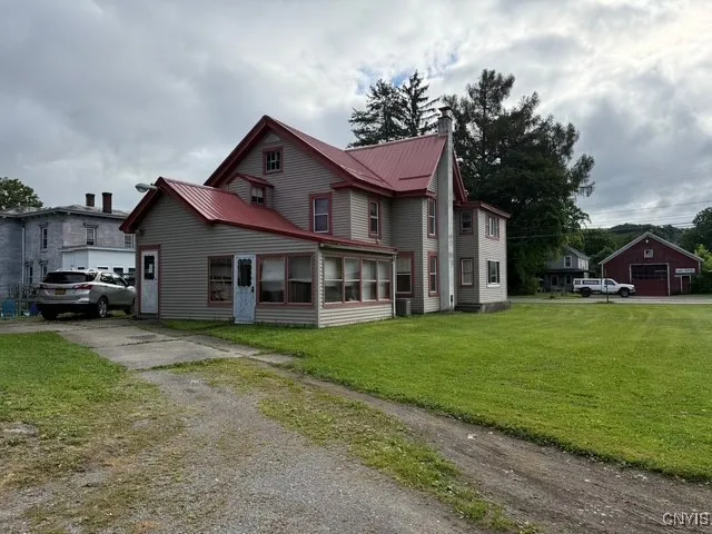 2 South Fulton Street 2, Homer, New York 13077, Homer, New York 13077, 6 Bedrooms Bedrooms, 12 Rooms Rooms,3 BathroomsBathrooms,Residential,For Sale,2 South Fulton Street 2, Homer, New York 13077,S1623900