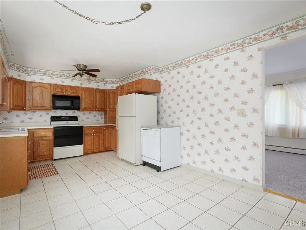 1309 Ives Street, Watertown City, New York 13601, Watertown City, New York 13601, 3 Bedrooms Bedrooms, 8 Rooms Rooms,1 BathroomBathrooms,Residential,For Sale,1309 Ives Street, Watertown City, New York 13601,S1621060