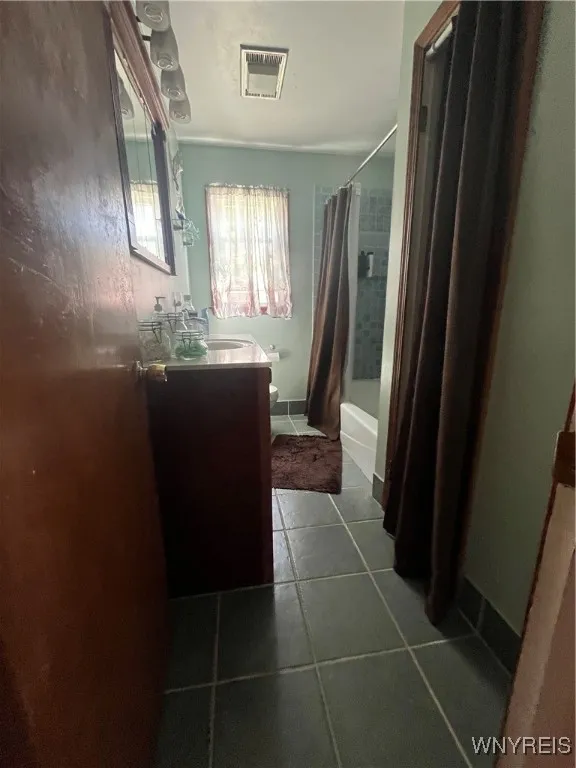 511 Capen Boulevard, Amherst, New York 14226, Amherst, New York 14226, 4 Bedrooms Bedrooms, 6 Rooms Rooms,1 BathroomBathrooms,Residential,For Sale,511 Capen Boulevard, Amherst, New York 14226,B1623637