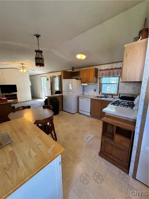 5969 Middle Rd, Stockbridge, New York 13409, Stockbridge, New York 13409, 3 Bedrooms Bedrooms, 5 Rooms Rooms,1 BathroomBathrooms,Residential,For Sale,5969 Middle Rd, Stockbridge, New York 13409,S1622406