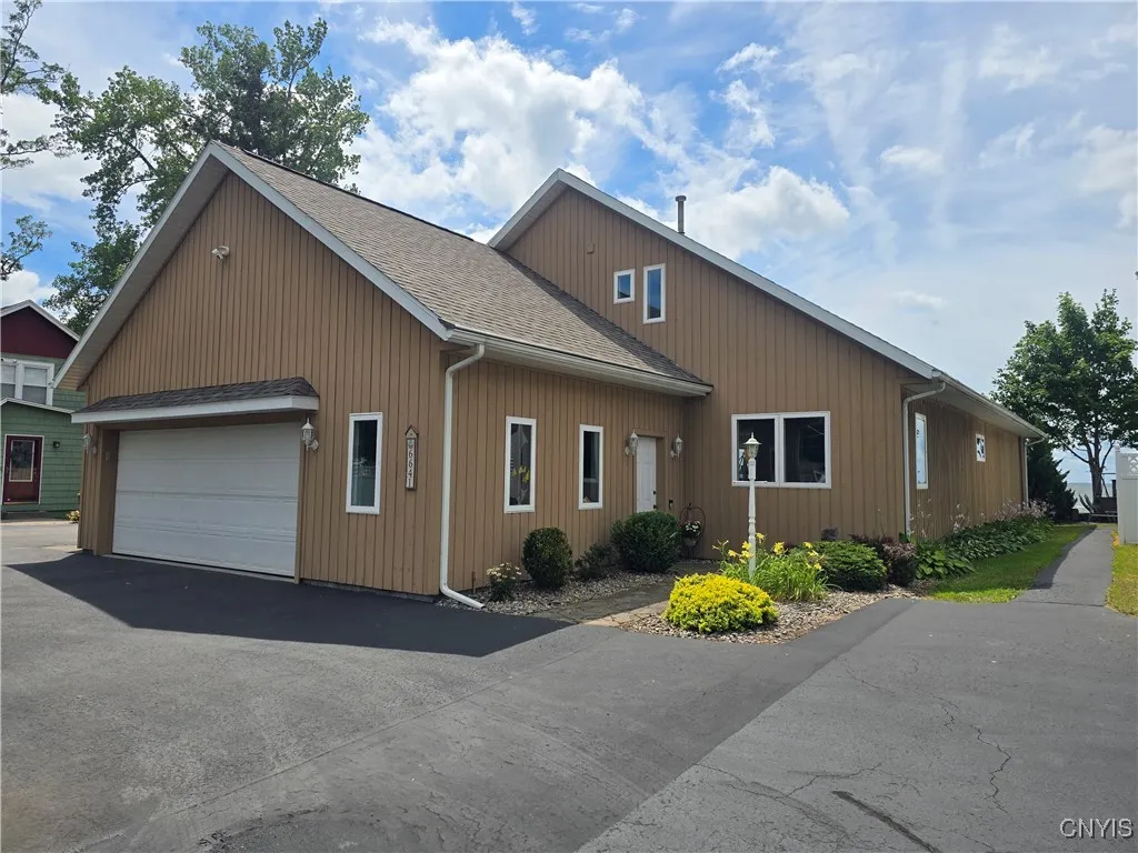 6641 Lake Shore Road North, Verona, New York 13162, Verona, New York 13162, 3 Bedrooms Bedrooms, 8 Rooms Rooms,2 BathroomsBathrooms,Residential,Closed,6641 Lake Shore Road North, Verona, New York 13162,0,S1623134