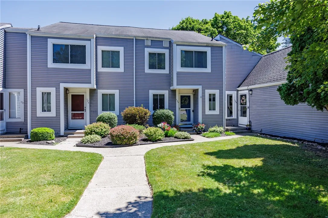 122 Countess Drive, Henrietta, New York 14586, Henrietta, New York 14586, 3 Bedrooms Bedrooms, 7 Rooms Rooms,2 BathroomsBathrooms,Residential,For Sale,122 Countess Drive, Henrietta, New York 14586,R1623605