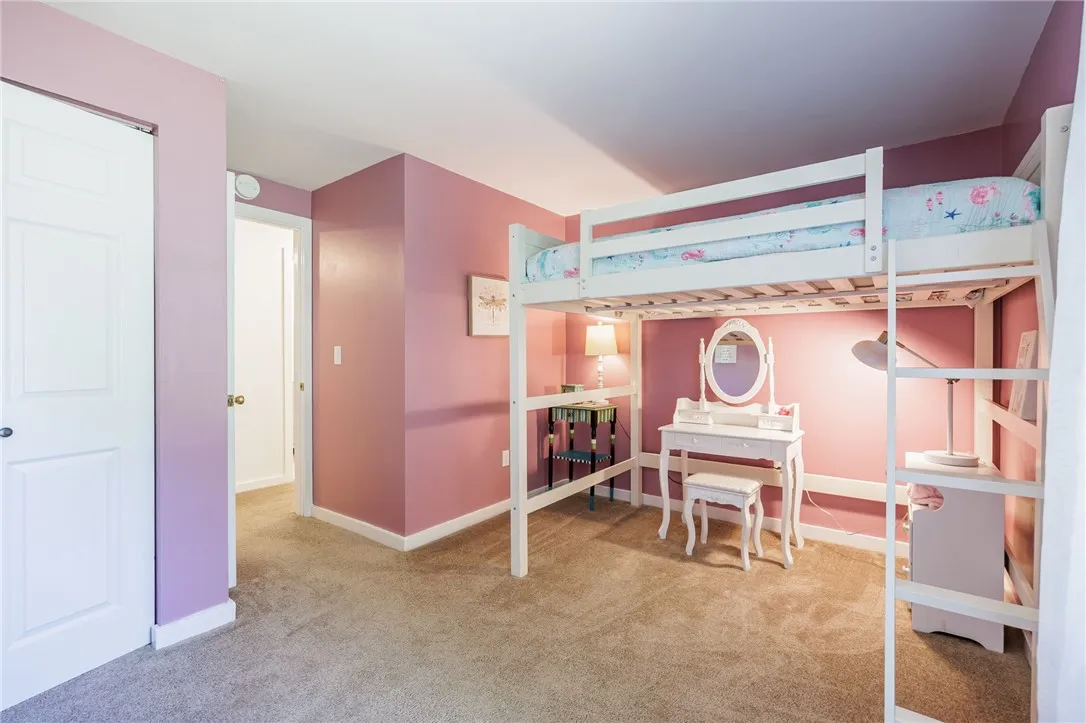 122 Countess Drive, Henrietta, New York 14586, Henrietta, New York 14586, 3 Bedrooms Bedrooms, 7 Rooms Rooms,2 BathroomsBathrooms,Residential,For Sale,122 Countess Drive, Henrietta, New York 14586,R1623605