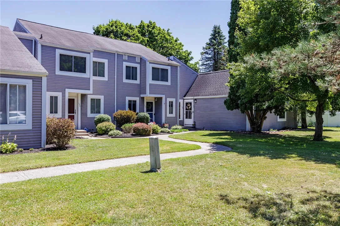 122 Countess Drive, Henrietta, New York 14586, Henrietta, New York 14586, 3 Bedrooms Bedrooms, 7 Rooms Rooms,2 BathroomsBathrooms,Residential,For Sale,122 Countess Drive, Henrietta, New York 14586,R1623605