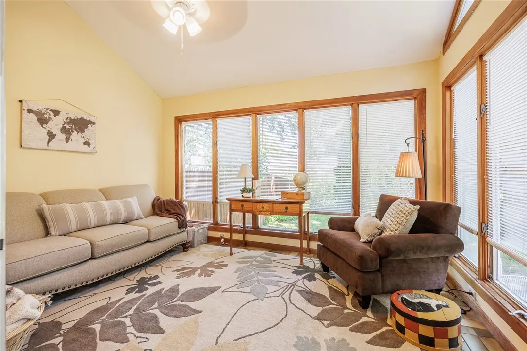 122 Countess Drive, Henrietta, New York 14586, Henrietta, New York 14586, 3 Bedrooms Bedrooms, 7 Rooms Rooms,2 BathroomsBathrooms,Residential,For Sale,122 Countess Drive, Henrietta, New York 14586,R1623605