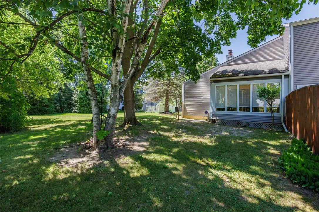 122 Countess Drive, Henrietta, New York 14586, Henrietta, New York 14586, 3 Bedrooms Bedrooms, 7 Rooms Rooms,2 BathroomsBathrooms,Residential,For Sale,122 Countess Drive, Henrietta, New York 14586,R1623605