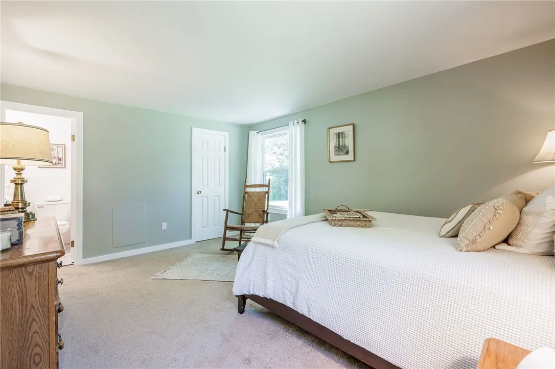 122 Countess Drive, Henrietta, New York 14586, Henrietta, New York 14586, 3 Bedrooms Bedrooms, 7 Rooms Rooms,2 BathroomsBathrooms,Residential,For Sale,122 Countess Drive, Henrietta, New York 14586,R1623605