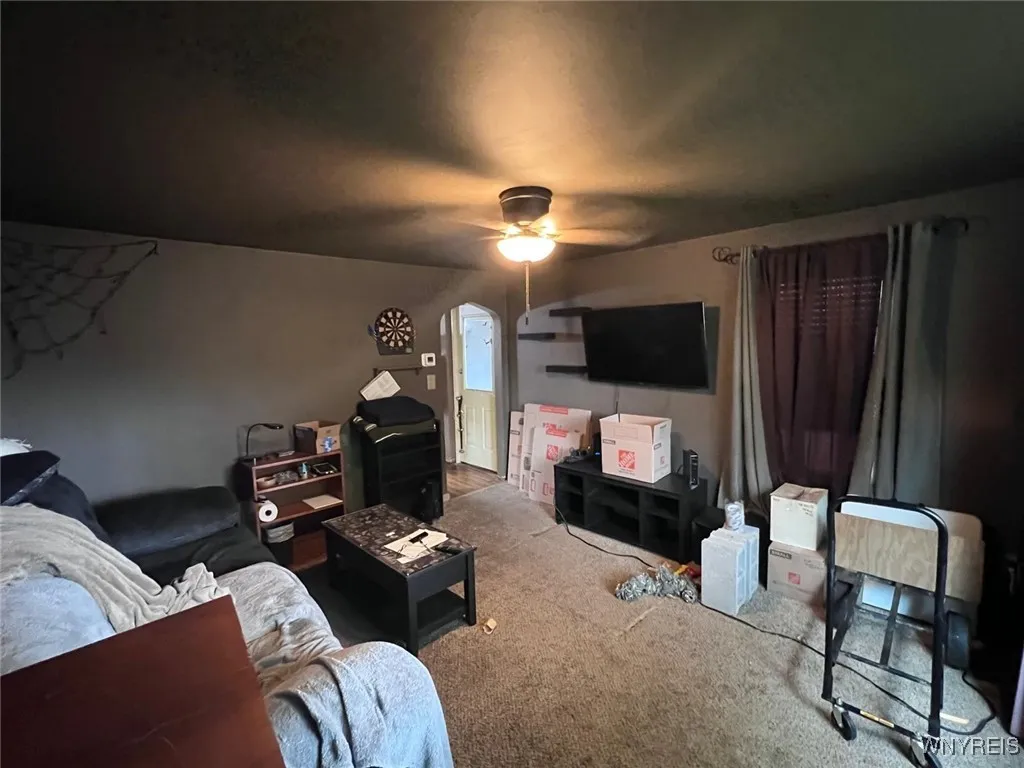 2468 Grand Avenue, Niagara Falls, New York 14301, Niagara Falls, New York 14301, 3 Bedrooms Bedrooms, 6 Rooms Rooms,1 BathroomBathrooms,Residential,For Sale,2468 Grand Avenue, Niagara Falls, New York 14301,B1623907