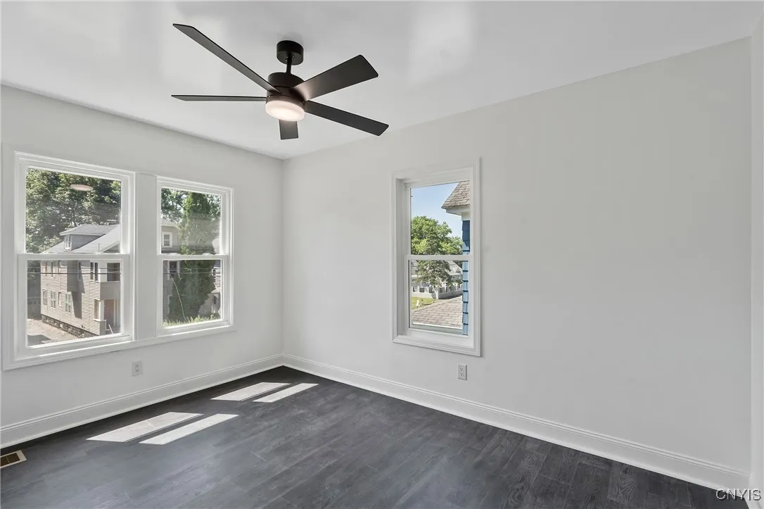 335 Bruce Street, Syracuse, New York 13224, Syracuse, New York 13224, 5 Bedrooms Bedrooms, 10 Rooms Rooms,3 BathroomsBathrooms,Residential,For Sale,335 Bruce Street, Syracuse, New York 13224,S1623908