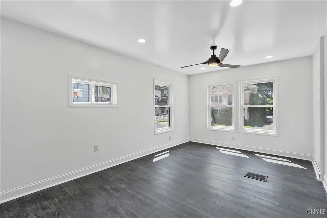 335 Bruce Street, Syracuse, New York 13224, Syracuse, New York 13224, 5 Bedrooms Bedrooms, 10 Rooms Rooms,3 BathroomsBathrooms,Residential,For Sale,335 Bruce Street, Syracuse, New York 13224,S1623908