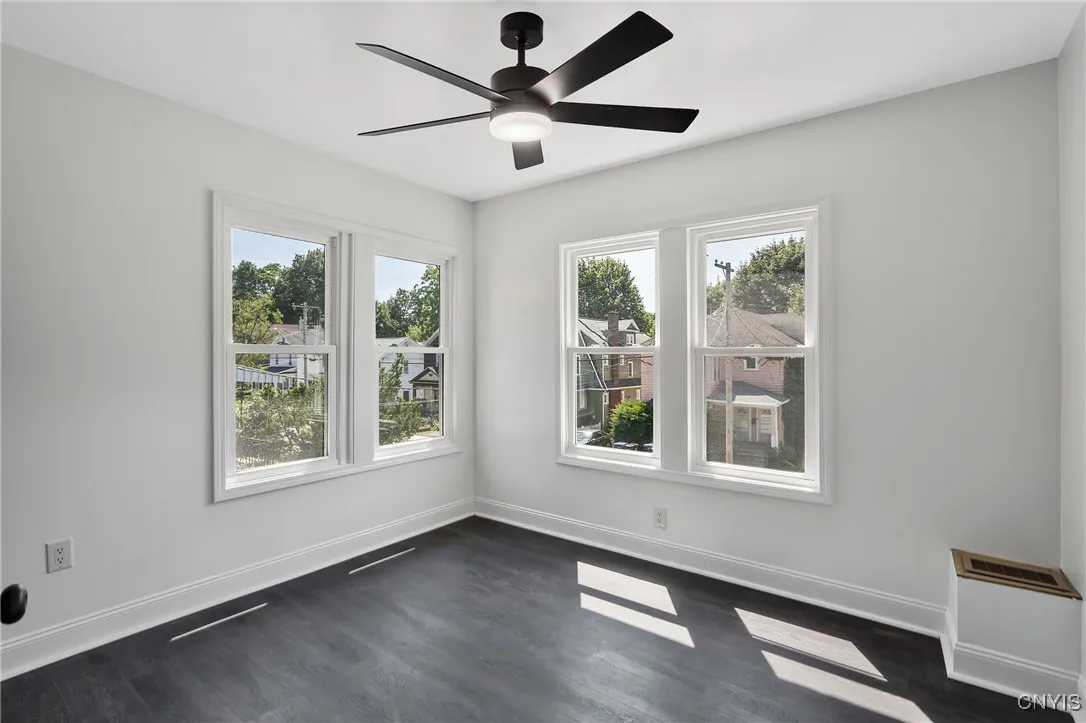 335 Bruce Street, Syracuse, New York 13224, Syracuse, New York 13224, 5 Bedrooms Bedrooms, 10 Rooms Rooms,3 BathroomsBathrooms,Residential,For Sale,335 Bruce Street, Syracuse, New York 13224,S1623908