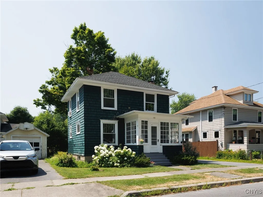 516 Dimmick Street, Watertown City, New York 13601, Watertown City, New York 13601, 3 Bedrooms Bedrooms, 7 Rooms Rooms,1 BathroomBathrooms,Residential,For Sale,516 Dimmick Street, Watertown City, New York 13601,S1614665