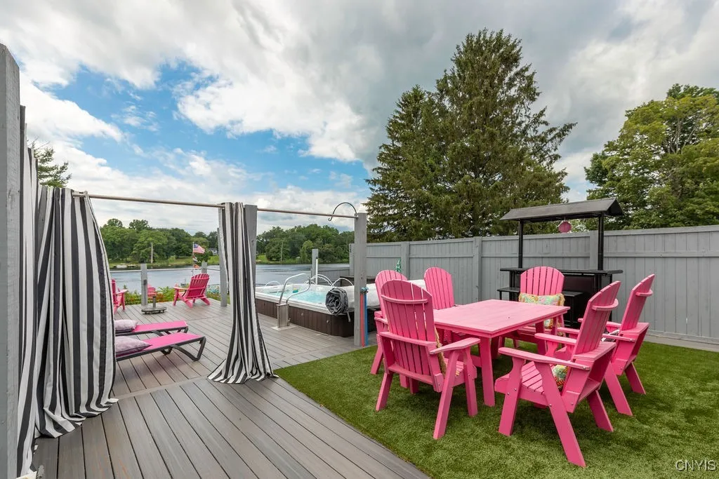 21 State Street, Schroeppel, New York 13135, Schroeppel, New York 13135, 4 Bedrooms Bedrooms, 12 Rooms Rooms,2 BathroomsBathrooms,Residential,For Sale,21 State Street, Schroeppel, New York 13135,S1623827