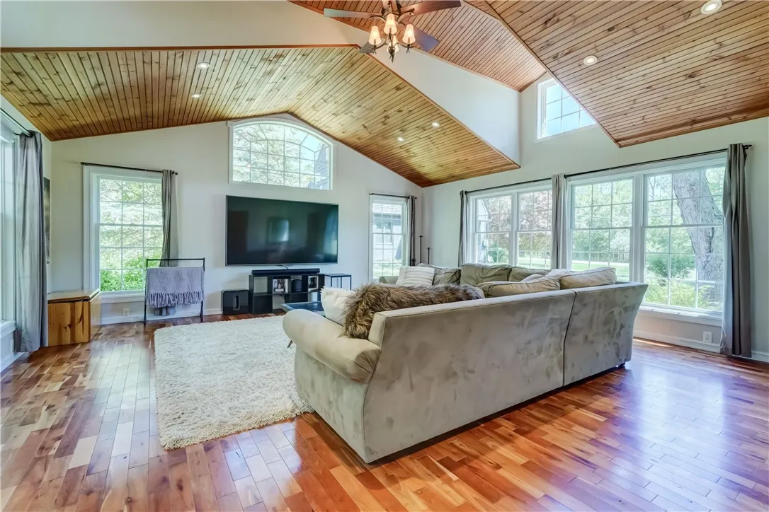 1330 Crittenden Road, Brighton, New York 14623, Brighton, New York 14623, 3 Bedrooms Bedrooms, 6 Rooms Rooms,2 BathroomsBathrooms,Residential,For Sale,1330 Crittenden Road, Brighton, New York 14623,R1623562
