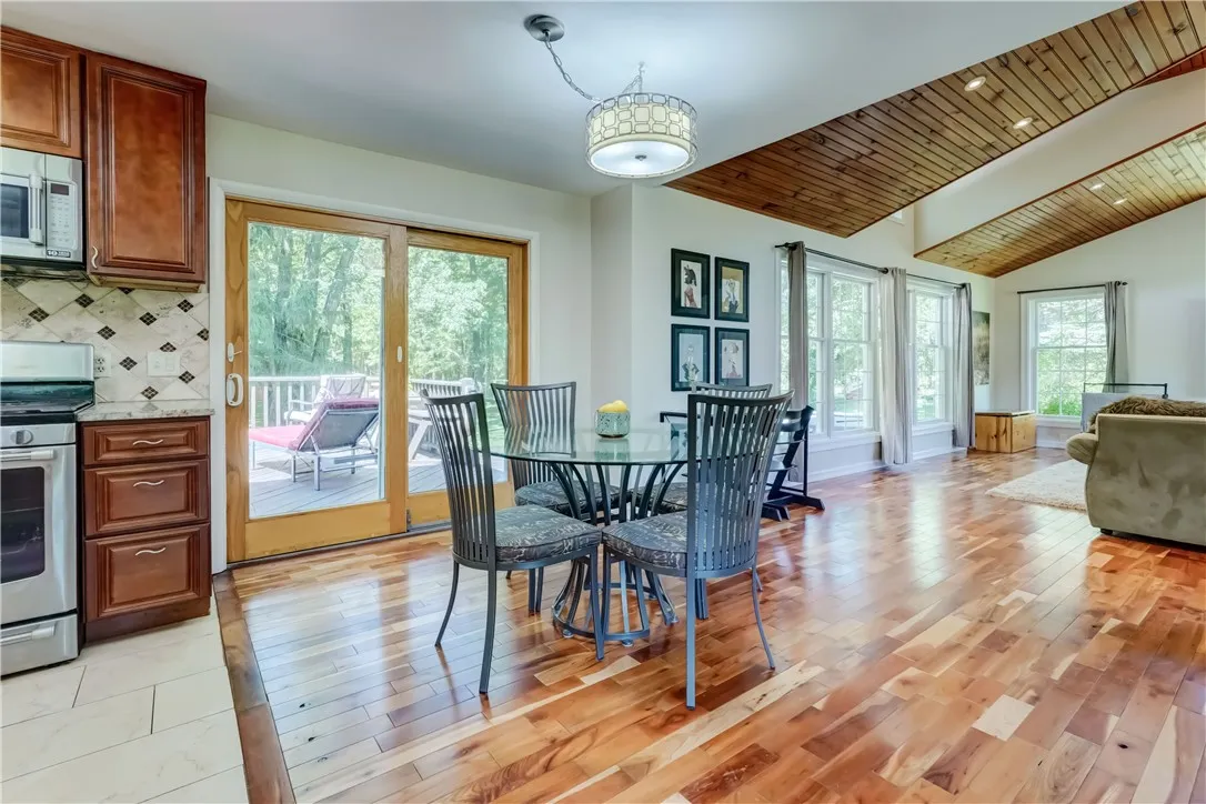 1330 Crittenden Road, Brighton, New York 14623, Brighton, New York 14623, 3 Bedrooms Bedrooms, 6 Rooms Rooms,2 BathroomsBathrooms,Residential,For Sale,1330 Crittenden Road, Brighton, New York 14623,R1623562