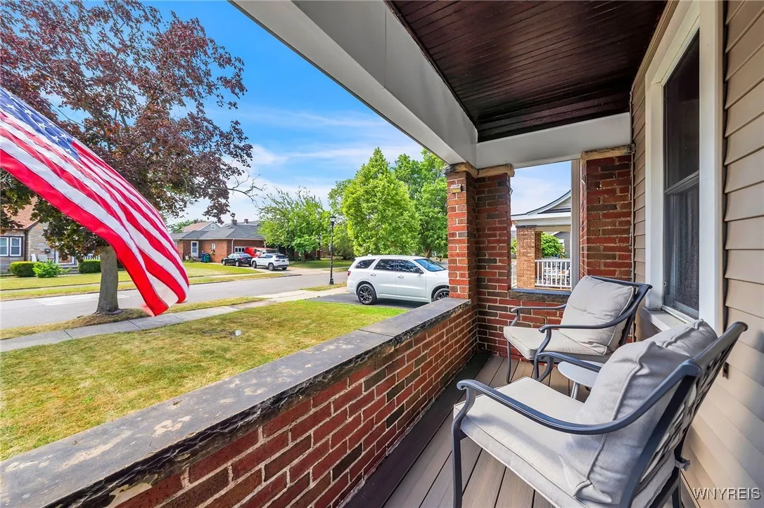 37 Arundel Road, Buffalo, New York 14216, Buffalo, New York 14216, 4 Bedrooms Bedrooms, 7 Rooms Rooms,2 BathroomsBathrooms,Residential,For Sale,37 Arundel Road, Buffalo, New York 14216,B1623059