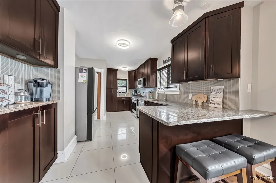 37 Arundel Road, Buffalo, New York 14216, Buffalo, New York 14216, 4 Bedrooms Bedrooms, 7 Rooms Rooms,2 BathroomsBathrooms,Residential,For Sale,37 Arundel Road, Buffalo, New York 14216,B1623059