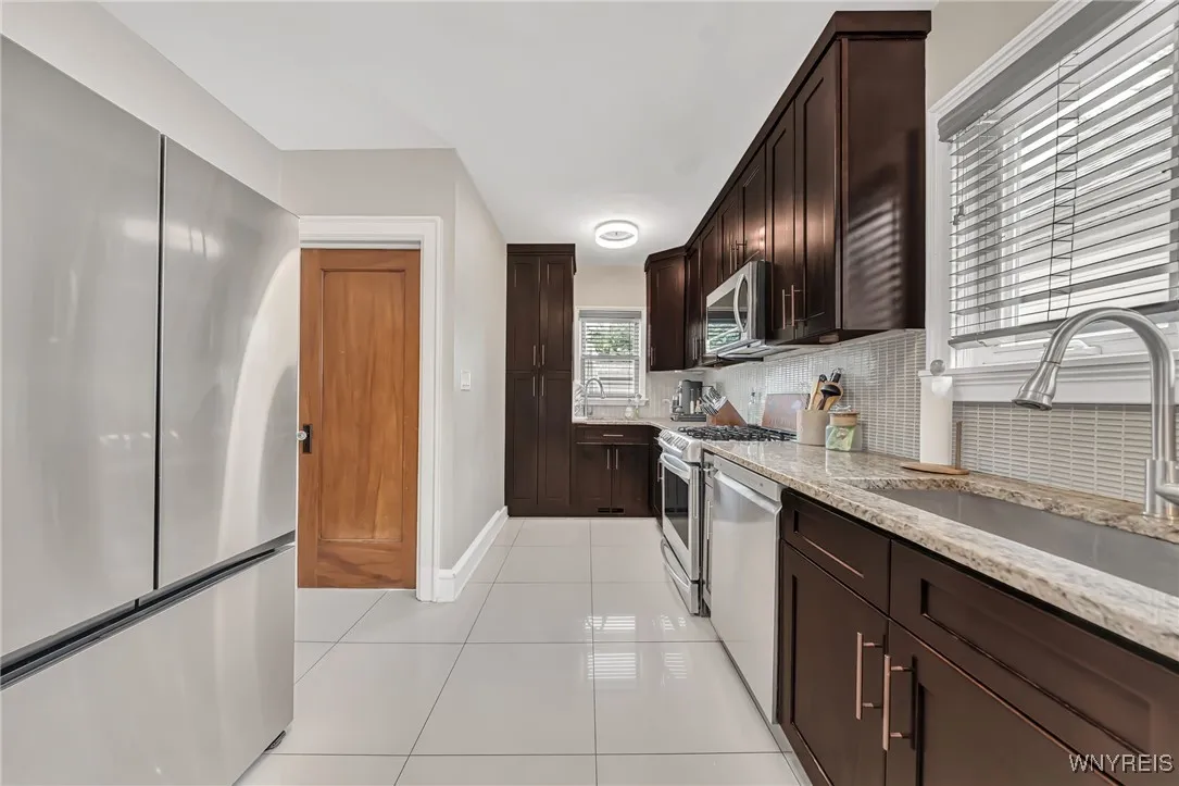 37 Arundel Road, Buffalo, New York 14216, Buffalo, New York 14216, 4 Bedrooms Bedrooms, 7 Rooms Rooms,2 BathroomsBathrooms,Residential,For Sale,37 Arundel Road, Buffalo, New York 14216,B1623059