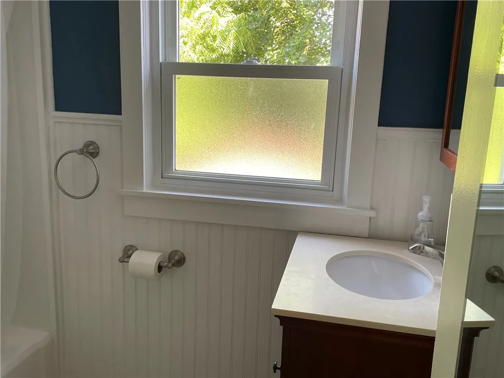 Upstairs bathroom