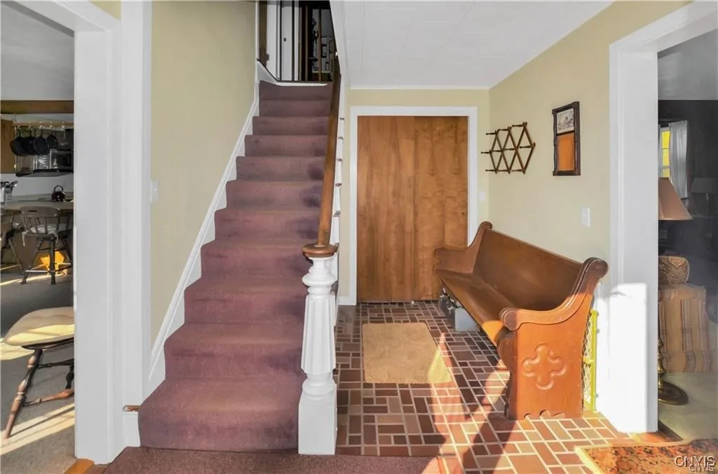 8024 Kellogg Street, Kirkland, New York 13323, Kirkland, New York 13323, 5 Bedrooms Bedrooms, 9 Rooms Rooms,2 BathroomsBathrooms,Residential,For Sale,8024 Kellogg Street, Kirkland, New York 13323,S1623745
