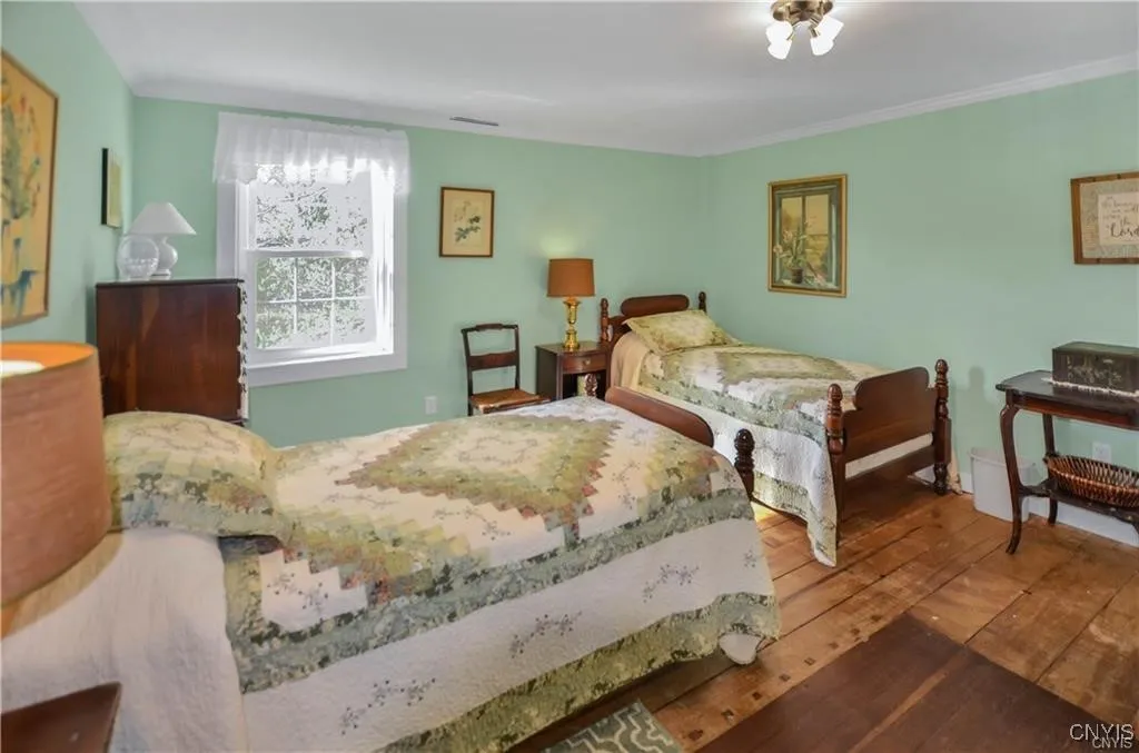 8024 Kellogg Street, Kirkland, New York 13323, Kirkland, New York 13323, 5 Bedrooms Bedrooms, 9 Rooms Rooms,2 BathroomsBathrooms,Residential,For Sale,8024 Kellogg Street, Kirkland, New York 13323,S1623745