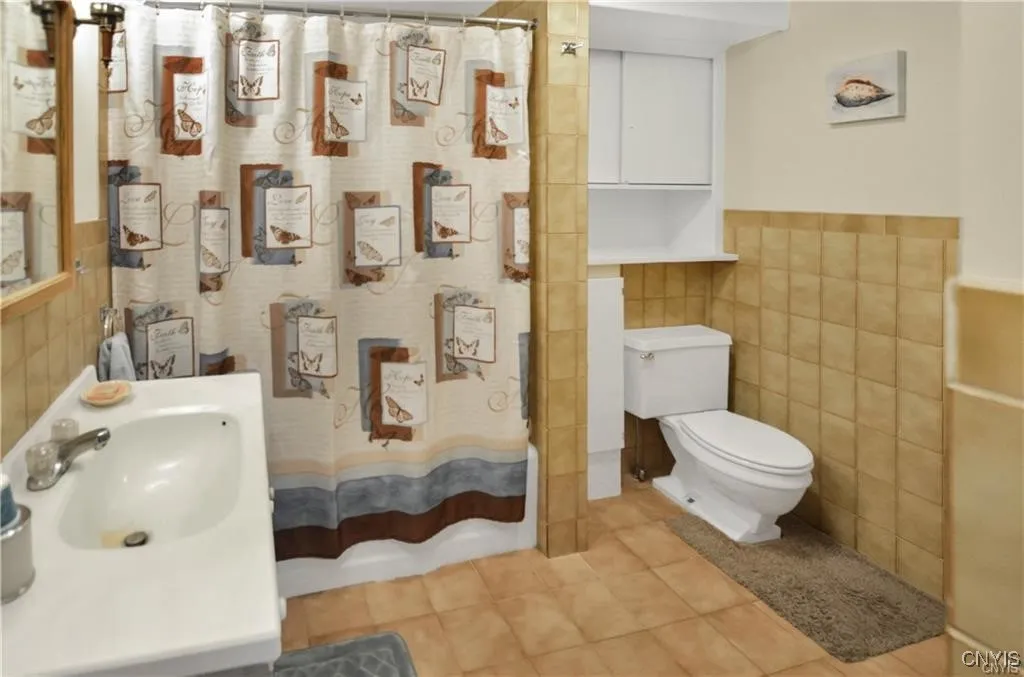 8024 Kellogg Street, Kirkland, New York 13323, Kirkland, New York 13323, 5 Bedrooms Bedrooms, 9 Rooms Rooms,2 BathroomsBathrooms,Residential,For Sale,8024 Kellogg Street, Kirkland, New York 13323,S1623745