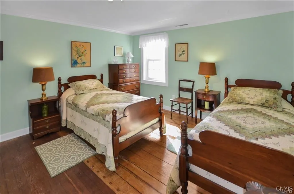 8024 Kellogg Street, Kirkland, New York 13323, Kirkland, New York 13323, 5 Bedrooms Bedrooms, 9 Rooms Rooms,2 BathroomsBathrooms,Residential,For Sale,8024 Kellogg Street, Kirkland, New York 13323,S1623745