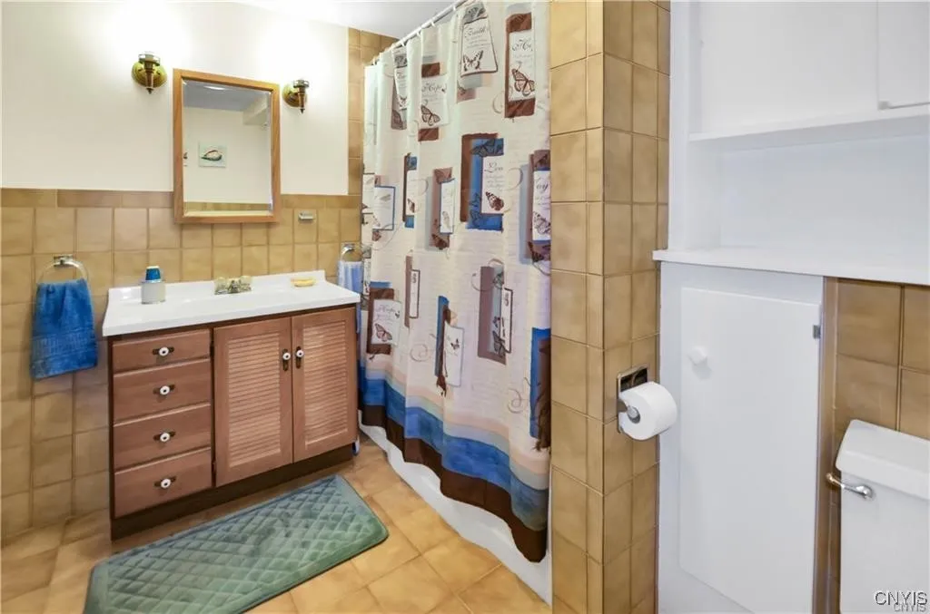 8024 Kellogg Street, Kirkland, New York 13323, Kirkland, New York 13323, 5 Bedrooms Bedrooms, 9 Rooms Rooms,2 BathroomsBathrooms,Residential,For Sale,8024 Kellogg Street, Kirkland, New York 13323,S1623745