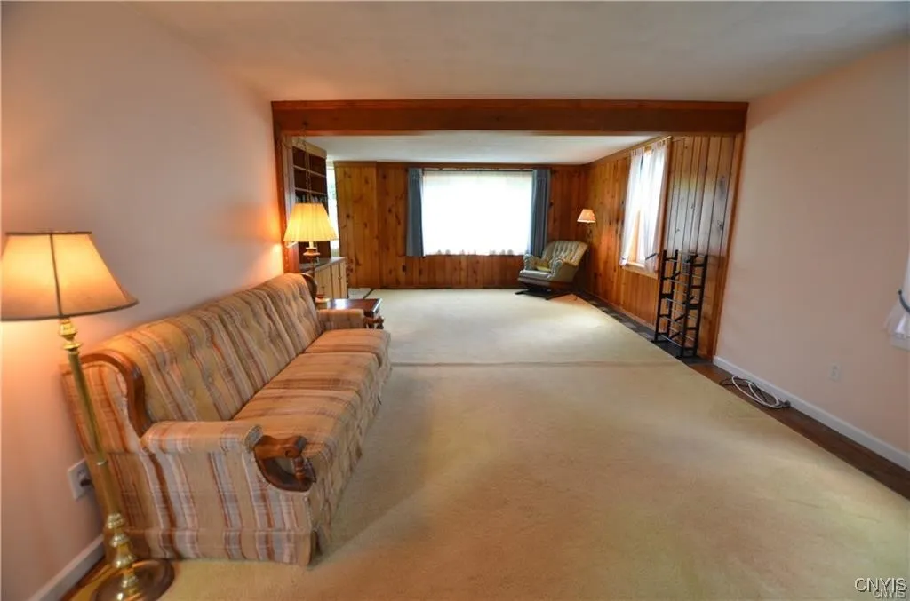 8024 Kellogg Street, Kirkland, New York 13323, Kirkland, New York 13323, 5 Bedrooms Bedrooms, 9 Rooms Rooms,2 BathroomsBathrooms,Residential,For Sale,8024 Kellogg Street, Kirkland, New York 13323,S1623745