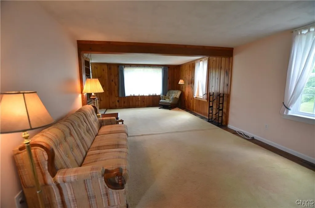 8024 Kellogg Street, Kirkland, New York 13323, Kirkland, New York 13323, 5 Bedrooms Bedrooms, 9 Rooms Rooms,2 BathroomsBathrooms,Residential,For Sale,8024 Kellogg Street, Kirkland, New York 13323,S1623745