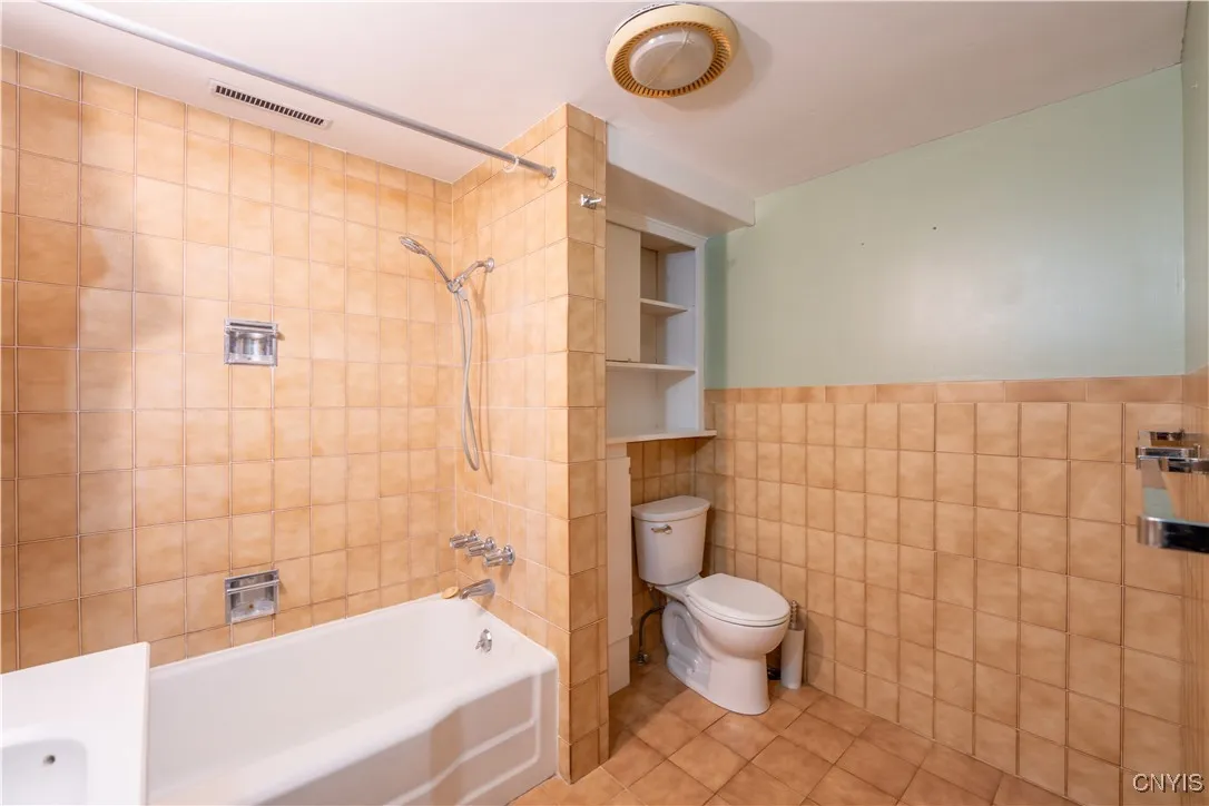 8024 Kellogg Street, Kirkland, New York 13323, Kirkland, New York 13323, 5 Bedrooms Bedrooms, 9 Rooms Rooms,2 BathroomsBathrooms,Residential,For Sale,8024 Kellogg Street, Kirkland, New York 13323,0,S1623745