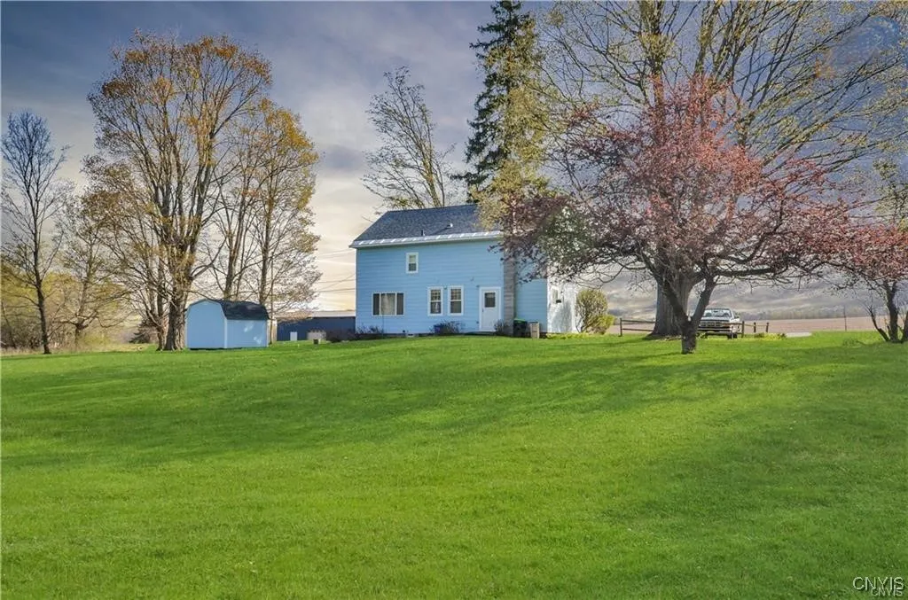 8024 Kellogg Street, Kirkland, New York 13323, Kirkland, New York 13323, 5 Bedrooms Bedrooms, 9 Rooms Rooms,2 BathroomsBathrooms,Residential,For Sale,8024 Kellogg Street, Kirkland, New York 13323,S1623745