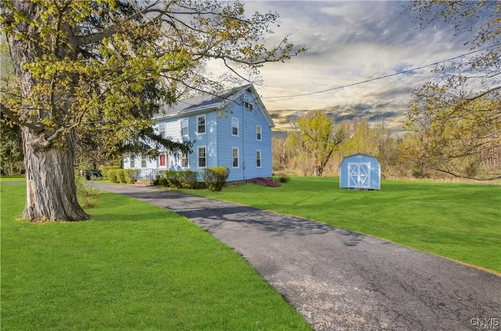 8024 Kellogg Street, Kirkland, New York 13323, Kirkland, New York 13323, 5 Bedrooms Bedrooms, 9 Rooms Rooms,2 BathroomsBathrooms,Residential,For Sale,8024 Kellogg Street, Kirkland, New York 13323,S1623745