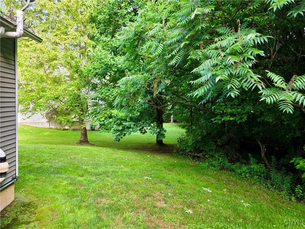 9142 Frenchmans Creek Drive, Lysander, New York 13, Lysander, New York 13135, 4 Bedrooms Bedrooms, 12 Rooms Rooms,2 BathroomsBathrooms,Residential,For Sale,9142 Frenchmans Creek Drive, Lysander, New York 13,S1623871