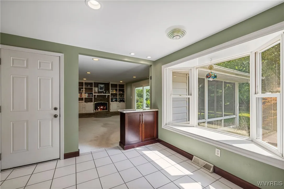 4055 River Road, Lewiston, New York 14174, Lewiston, New York 14174, 2 Bedrooms Bedrooms, 7 Rooms Rooms,1 BathroomBathrooms,Residential,For Sale,4055 River Road, Lewiston, New York 14174,B1622937