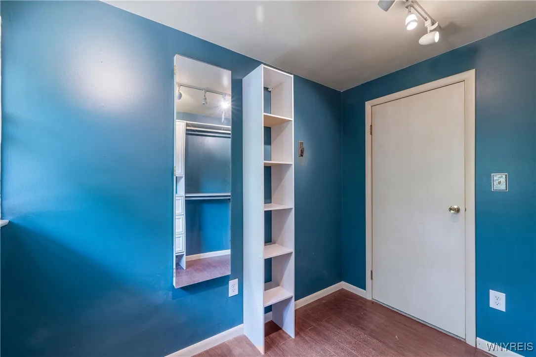 4055 River Road, Lewiston, New York 14174, Lewiston, New York 14174, 2 Bedrooms Bedrooms, 7 Rooms Rooms,1 BathroomBathrooms,Residential,For Sale,4055 River Road, Lewiston, New York 14174,B1622937