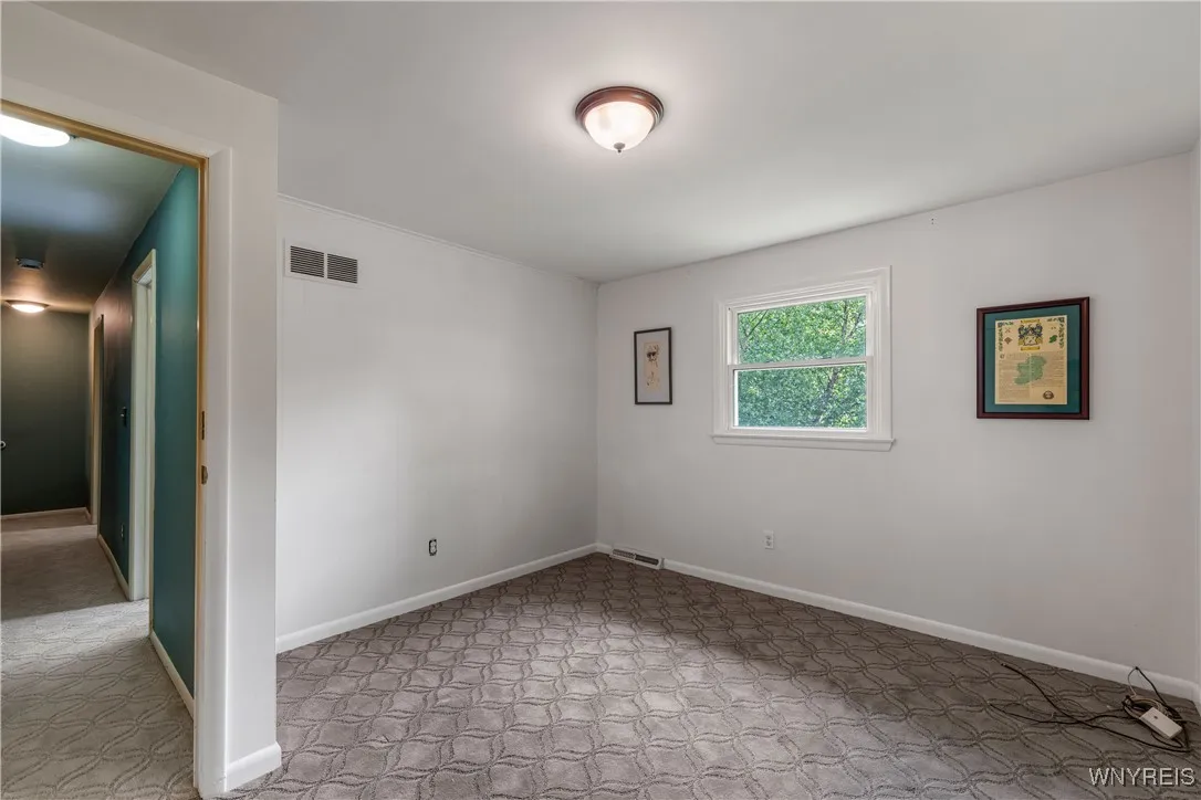4055 River Road, Lewiston, New York 14174, Lewiston, New York 14174, 2 Bedrooms Bedrooms, 7 Rooms Rooms,1 BathroomBathrooms,Residential,For Sale,4055 River Road, Lewiston, New York 14174,B1622937