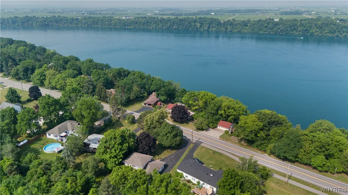4055 River Road, Lewiston, New York 14174, Lewiston, New York 14174, 2 Bedrooms Bedrooms, 7 Rooms Rooms,1 BathroomBathrooms,Residential,For Sale,4055 River Road, Lewiston, New York 14174,B1622937