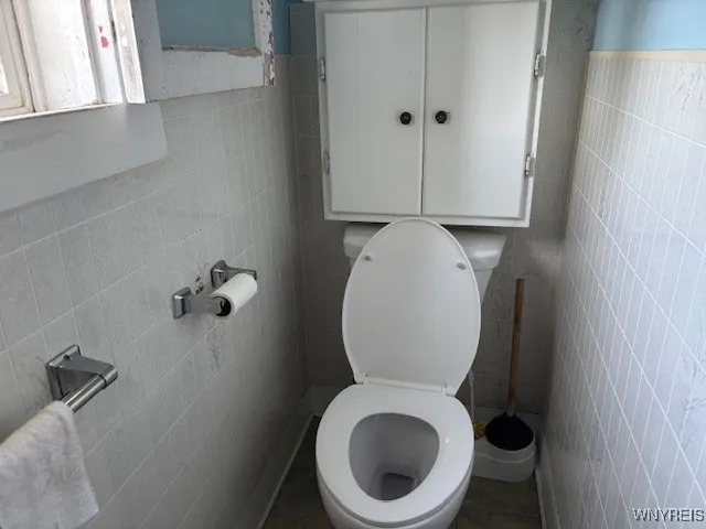 129 North Main Street, Yates, New York 14098, Yates, New York 14098, 4 Bedrooms Bedrooms, 9 Rooms Rooms,1 BathroomBathrooms,Residential,For Sale,129 North Main Street, Yates, New York 14098,B1622723