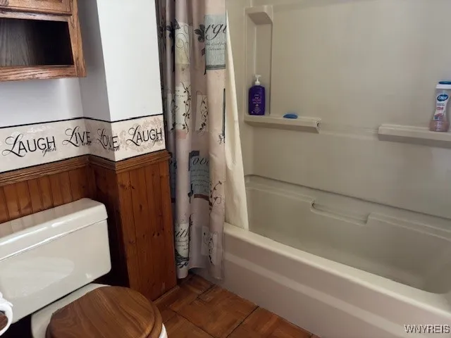 129 North Main Street, Yates, New York 14098, Yates, New York 14098, 4 Bedrooms Bedrooms, 9 Rooms Rooms,1 BathroomBathrooms,Residential,For Sale,129 North Main Street, Yates, New York 14098,B1622723
