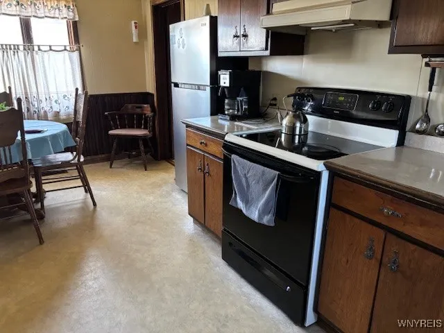 129 North Main Street, Yates, New York 14098, Yates, New York 14098, 4 Bedrooms Bedrooms, 9 Rooms Rooms,1 BathroomBathrooms,Residential,For Sale,129 North Main Street, Yates, New York 14098,B1622723