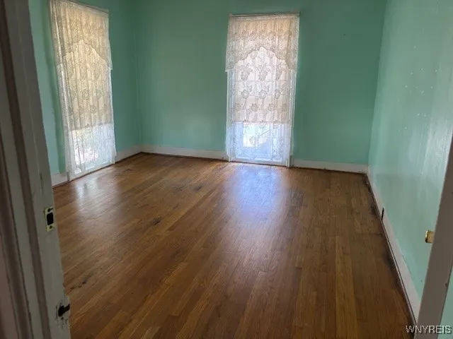 129 North Main Street, Yates, New York 14098, Yates, New York 14098, 4 Bedrooms Bedrooms, 9 Rooms Rooms,1 BathroomBathrooms,Residential,For Sale,129 North Main Street, Yates, New York 14098,B1622723