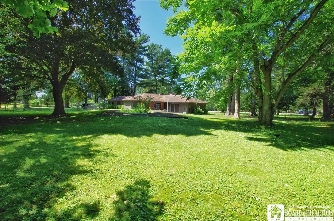 3 Webster Street, Busti, New York 14750, Busti, New York 14750, 3 Bedrooms Bedrooms, 8 Rooms Rooms,2 BathroomsBathrooms,Residential,For Sale,3 Webster Street, Busti, New York 14750,R1623896