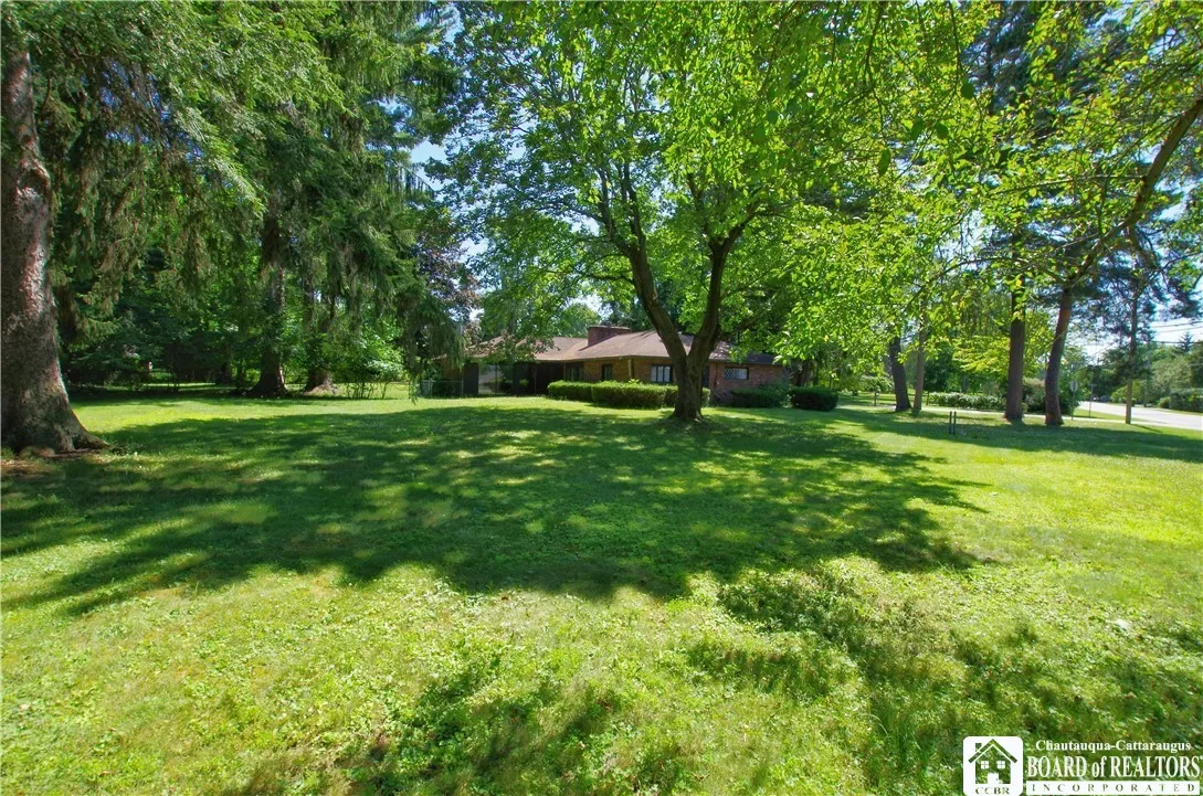 3 Webster Street, Busti, New York 14750, Busti, New York 14750, 3 Bedrooms Bedrooms, 8 Rooms Rooms,2 BathroomsBathrooms,Residential,For Sale,3 Webster Street, Busti, New York 14750,R1623896