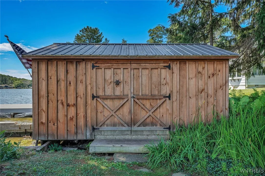 241 West Shore Road, Cuba, New York 14727, Cuba, New York 14727, 4 Bedrooms Bedrooms, 8 Rooms Rooms,3 BathroomsBathrooms,Residential,For Sale,241 West Shore Road, Cuba, New York 14727,B1621267